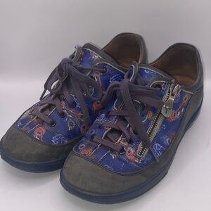 Portofino Peacock Feather Leather Side Zip Sneakers Made in Spain Women’s  6.5